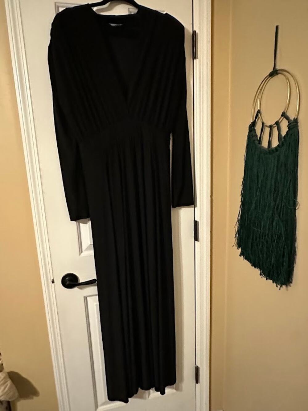 Fashion Nova Black Long Sleeve Maxi Dress – High Side Slits